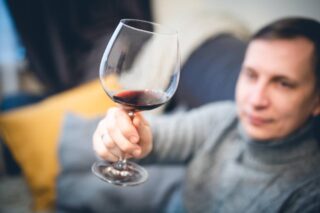 Campral a picie alkoholu: skutki uboczne i ryzyko